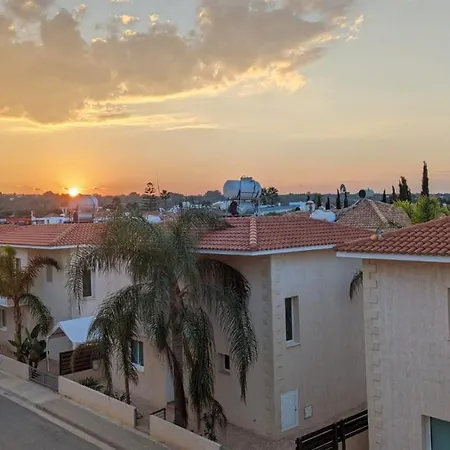 Luxury 2-bedroom Apt. With Seaview * Πρωταράς