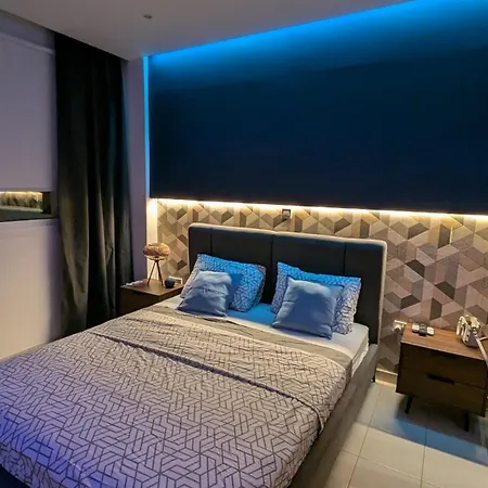 Luxury 2-bedroom Apt. With Seaview * 프로타라스