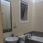 Luxury 2-bedroom Apt. With Seaview